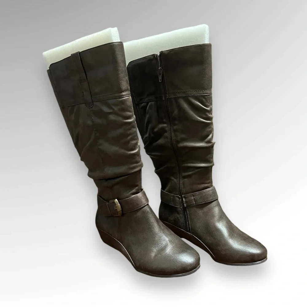 Cloudwalkers Sibel Tall Wedge Boot 8 1/2 Wide